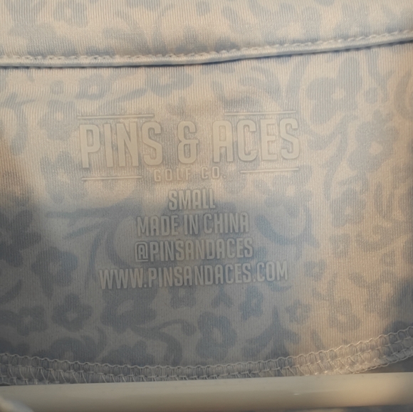 Pins and Aces 1/4 zip golf pullover - Picture 2 of 4